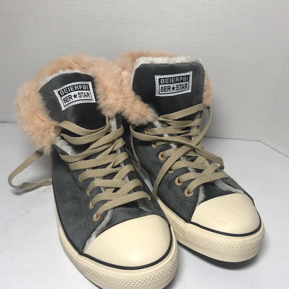 Ladies fur high tops